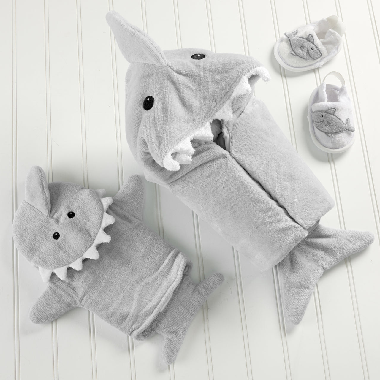 Let the Fin Begin Shark 4-Piece Bath Gift Set (Gray)